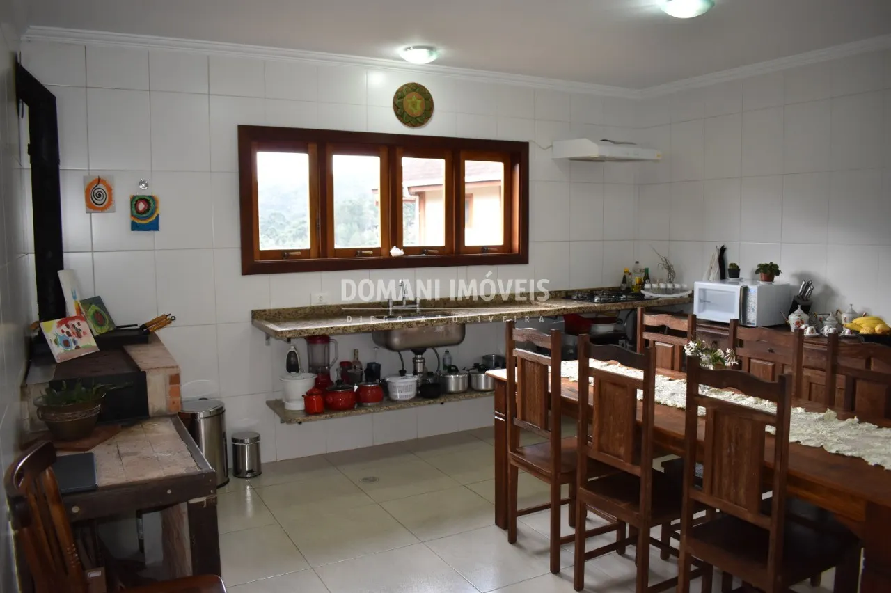 Casa à venda de 432 m² em Campos do Jordão, SP, Brasil