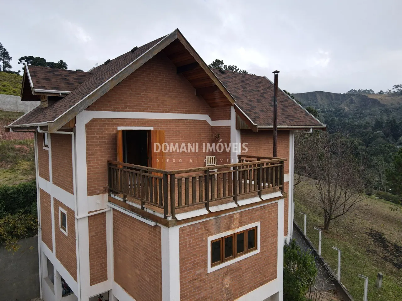 Casa à venda de 432 m² em Campos do Jordão, SP, Brasil