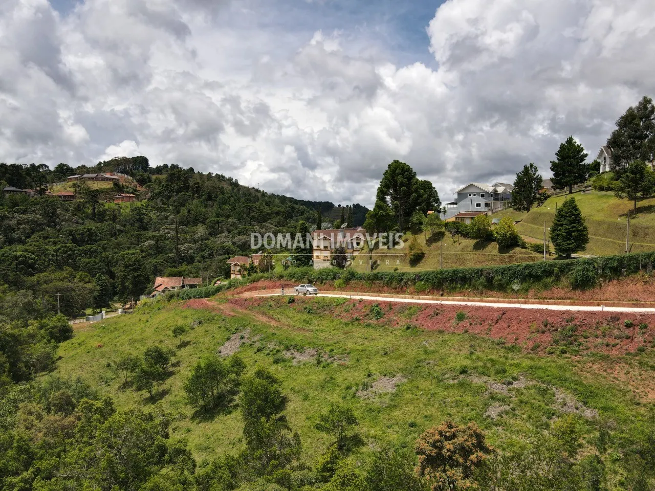 Plot for sale of 1,060 m² in Campos do Jordão, SP, Brazil