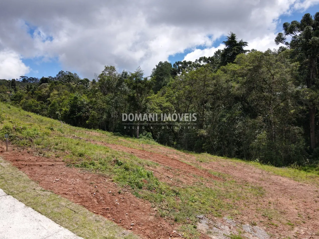 Plot for sale of 1,060 m² in Campos do Jordão, SP, Brazil