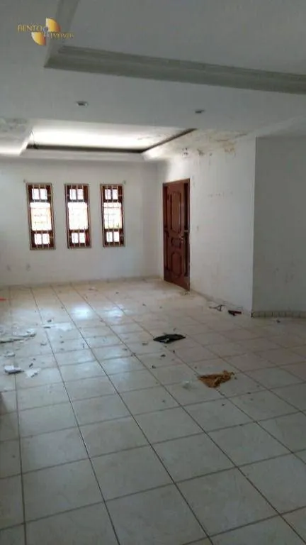 Casa à venda de 450 m² em Várzea Grande, MT, Brasil