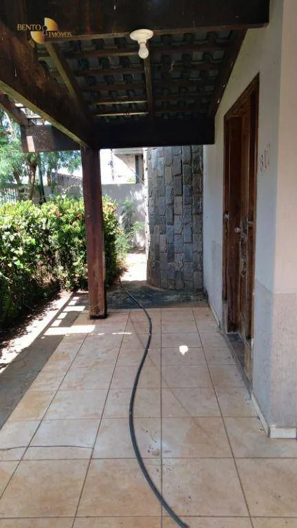 Casa à venda de 450 m² em Várzea Grande, MT, Brasil