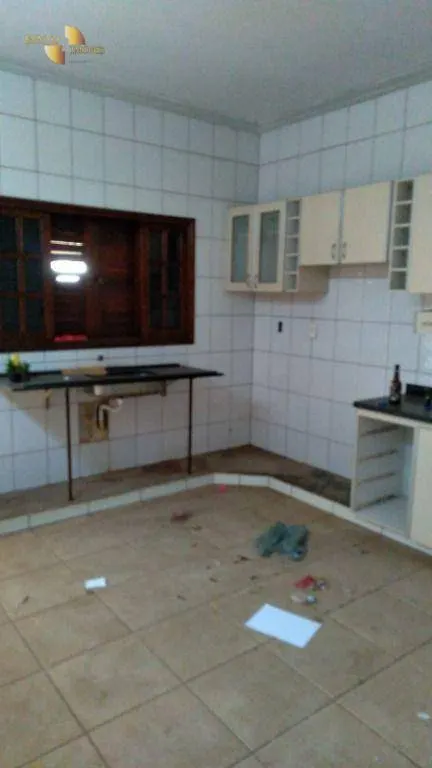 Casa à venda de 450 m² em Várzea Grande, MT, Brasil