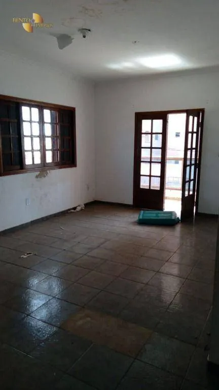Casa à venda de 450 m² em Várzea Grande, MT, Brasil