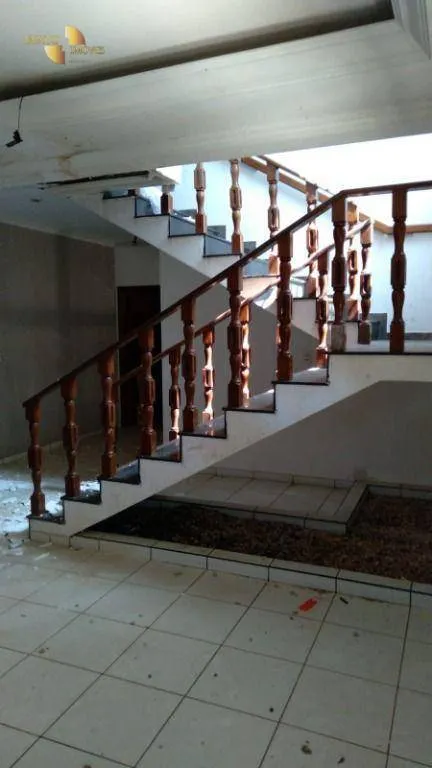 Casa à venda de 450 m² em Várzea Grande, MT, Brasil
