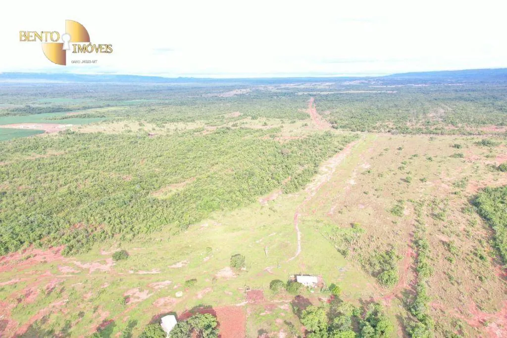 Fazenda à venda de 2.993 ha em Rosário Oeste, MT, Brasil