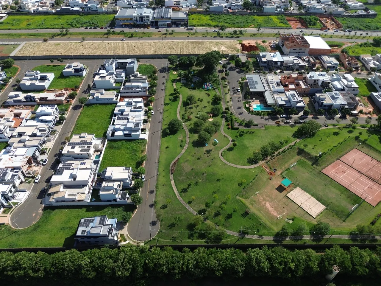 Terreno à venda de 250 m² em Hortolândia, SP, Brasil