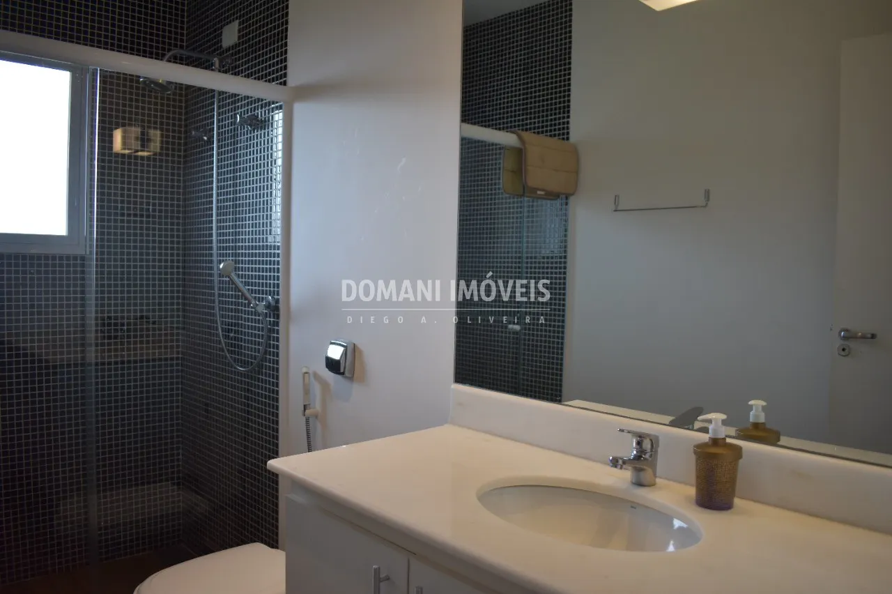 Casa à venda de 3.050 m² em Campos do Jordão, SP, Brasil