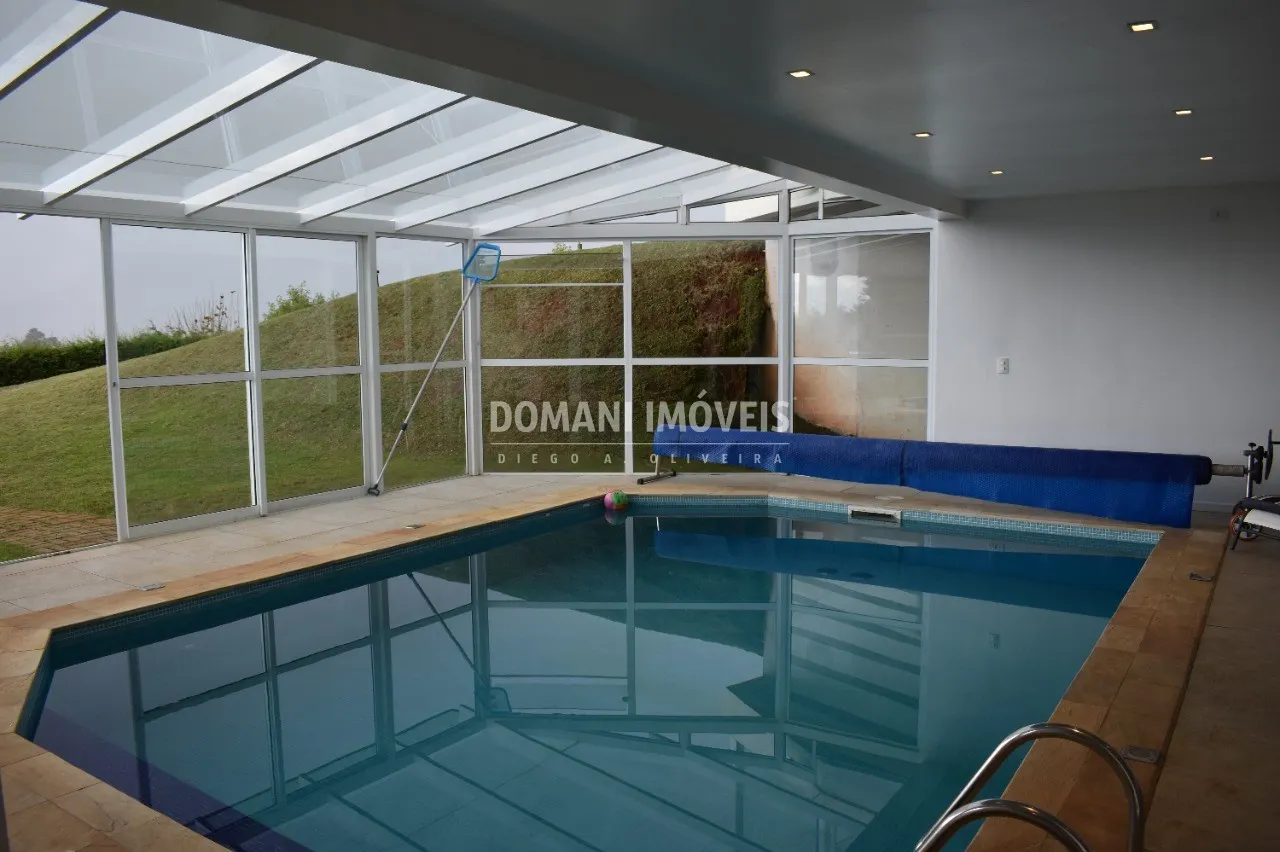 Casa à venda de 3.050 m² em Campos do Jordão, SP, Brasil