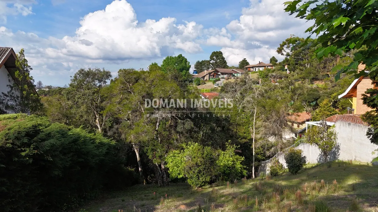 Terreno à venda de 1.395 m² em Campos do Jordão, SP, Brasil