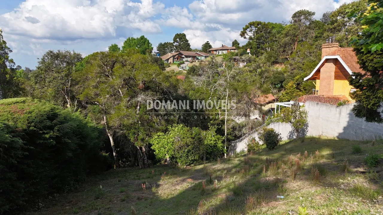 Terreno à venda de 1.395 m² em Campos do Jordão, SP, Brasil