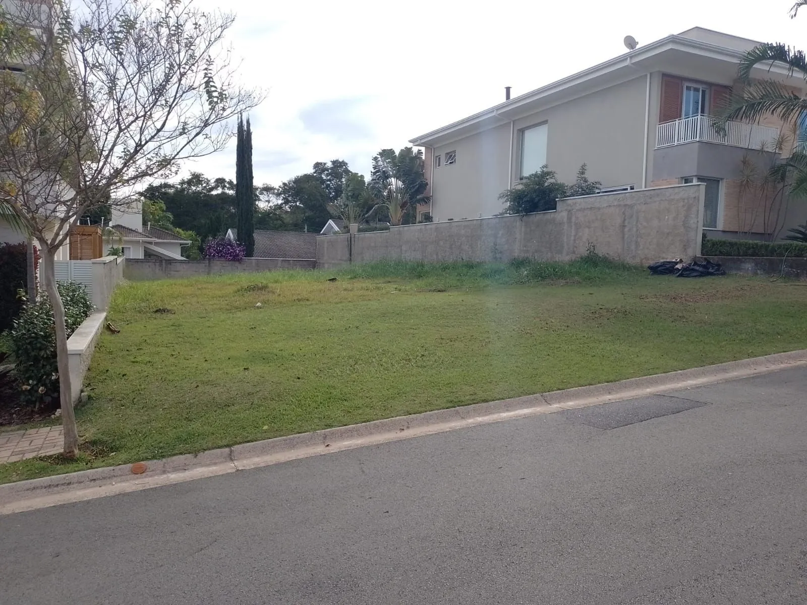 Terreno à venda de 503 m² em Valinhos, SP, Brasil