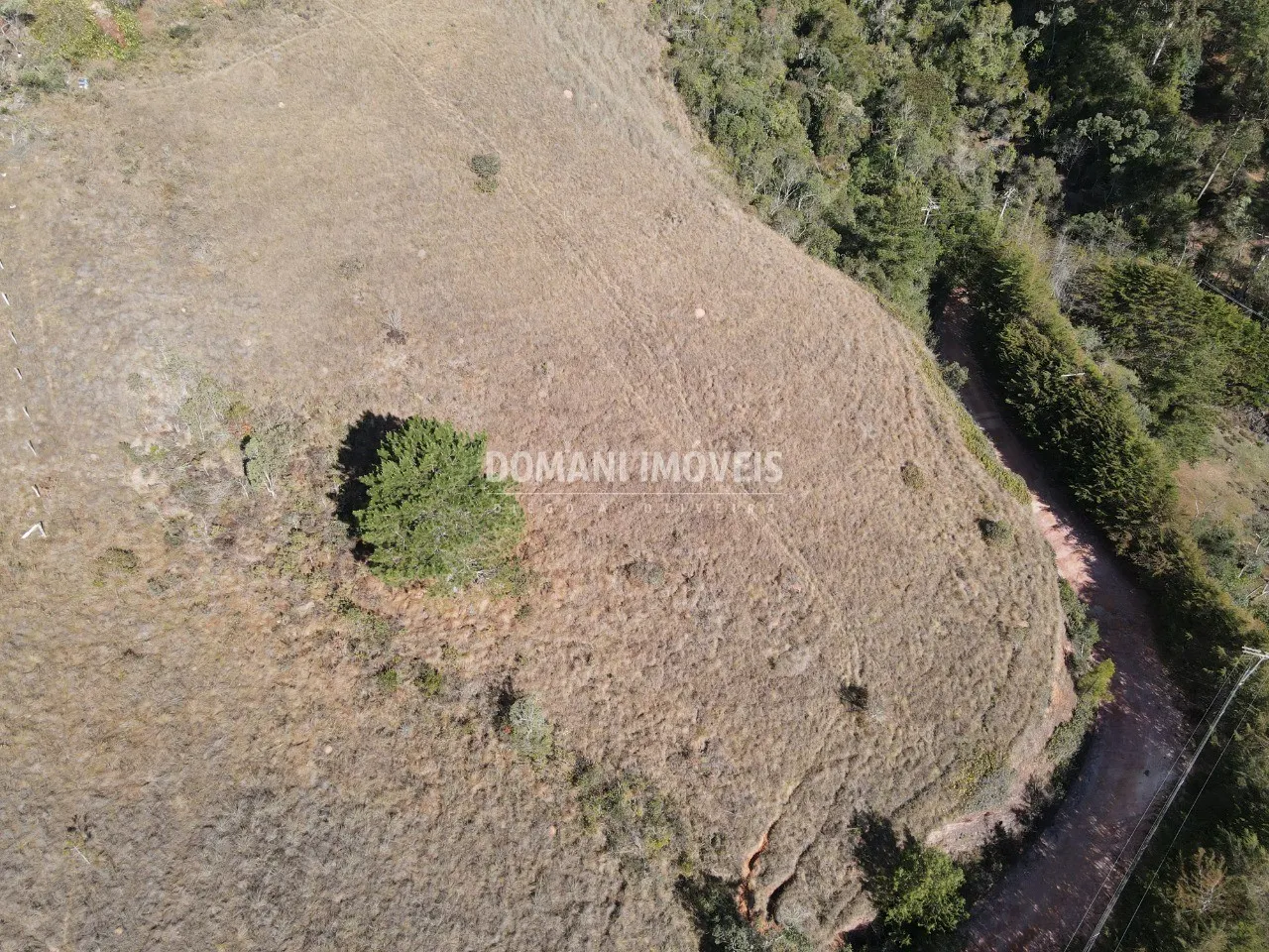 Terreno à venda de 6.150 m² em Campos do Jordão, SP, Brasil