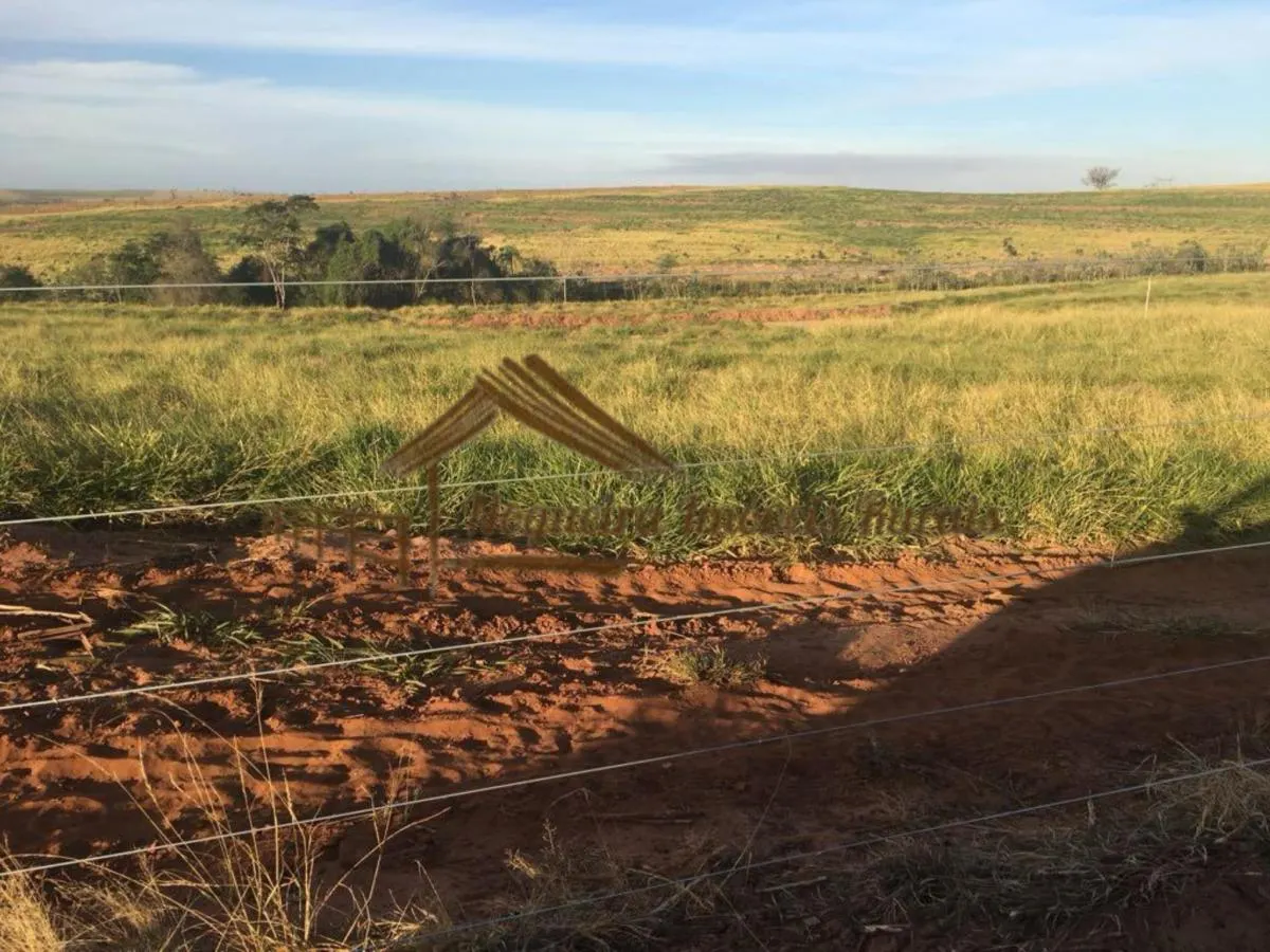 Fazenda à venda de 111 ha em Águas de Santa Bárbara, SP, Brasil