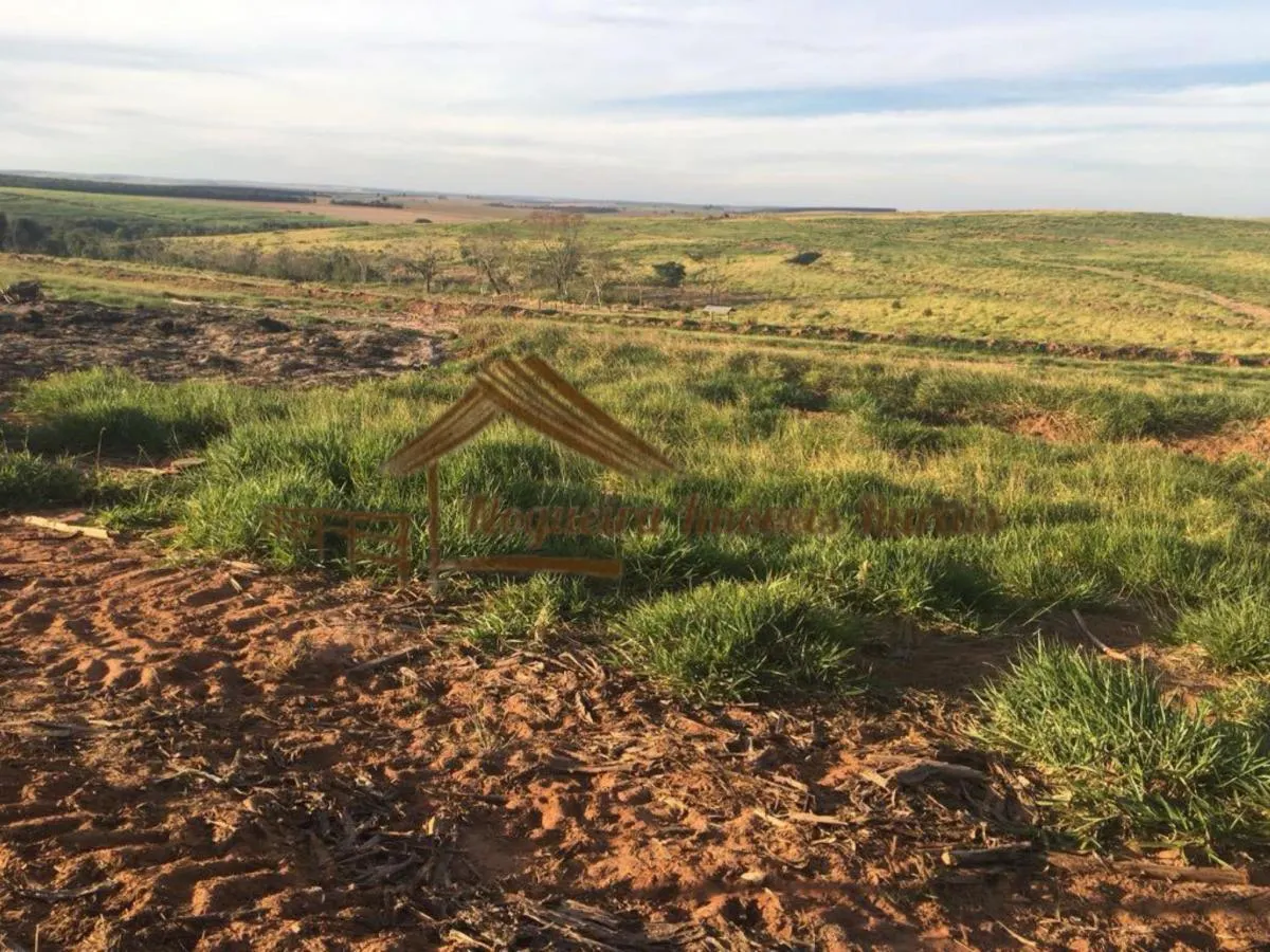 Fazenda à venda de 111 ha em Águas de Santa Bárbara, SP, Brasil