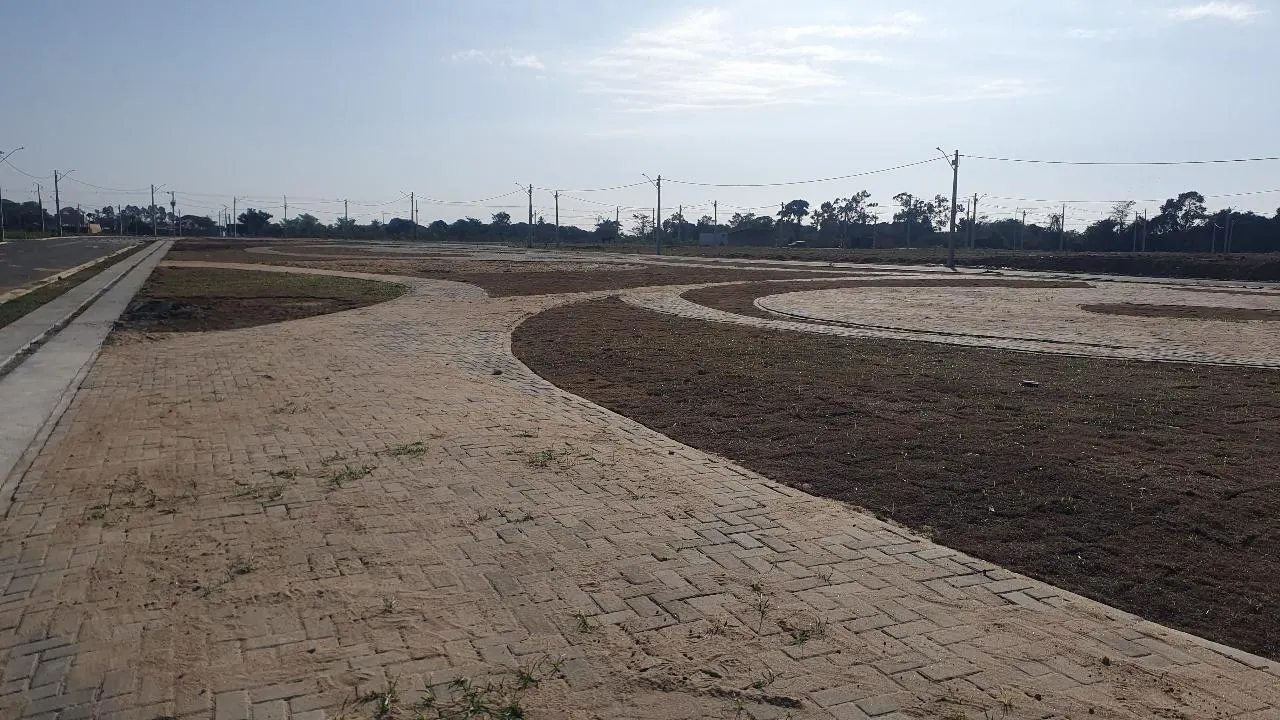 Terreno à venda de 140 m² em Campos dos Goytacazes, RJ, Brasil
