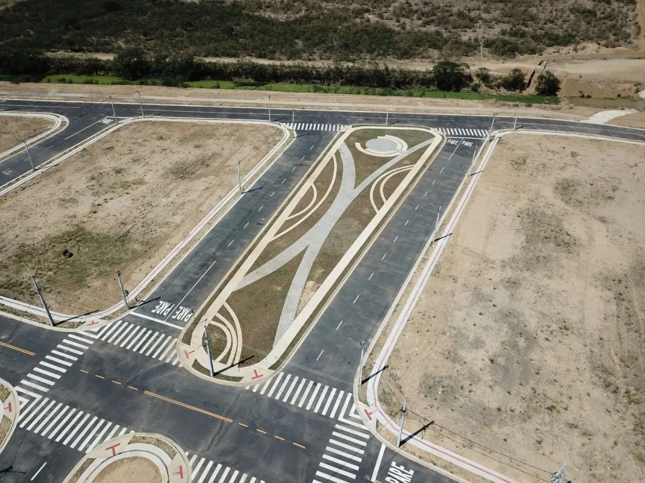 Terreno à venda de 140 m² em Campos dos Goytacazes, RJ, Brasil