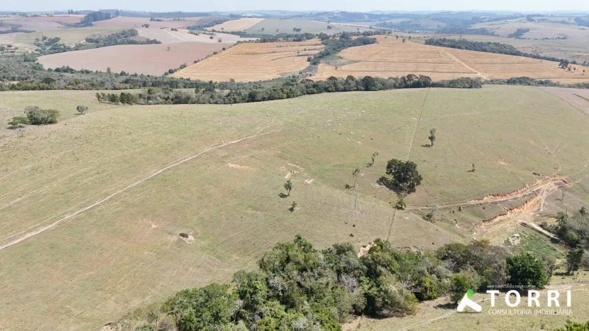 Sítio à venda de 25 ha em São Miguel Arcanjo, SP, Brasil