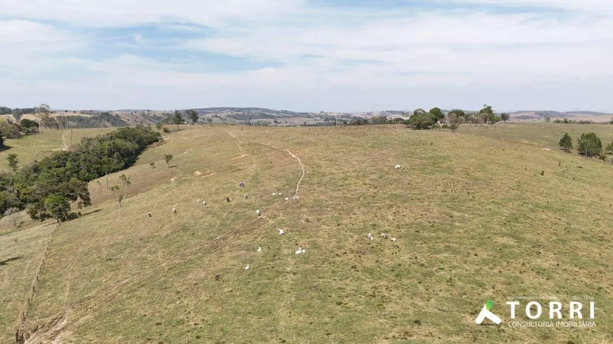 Sítio à venda de 25 ha em São Miguel Arcanjo, SP, Brasil