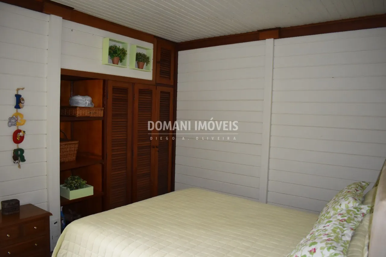 Casa à venda de 2.180 m² em Campos do Jordão, SP, Brasil