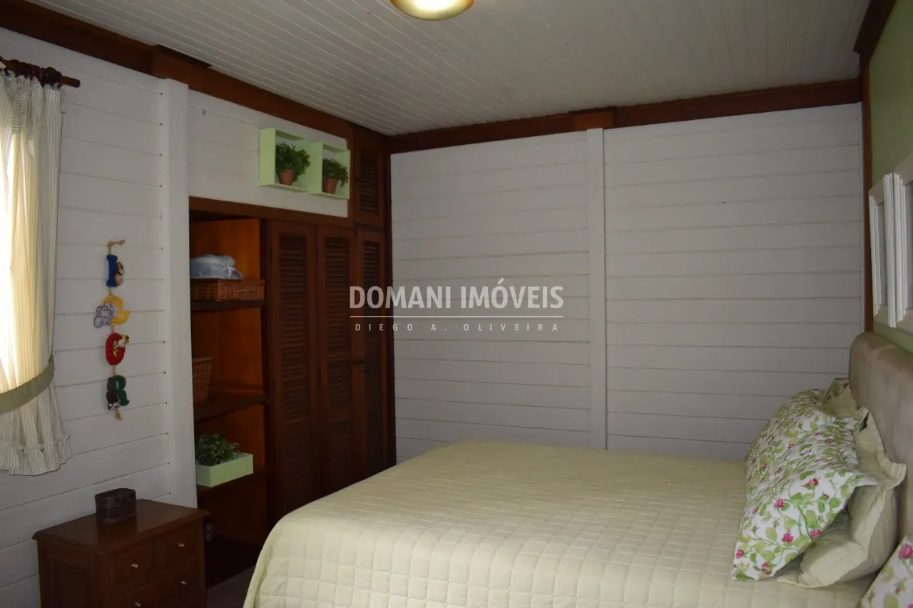 Casa à venda de 2.180 m² em Campos do Jordão, SP, Brasil