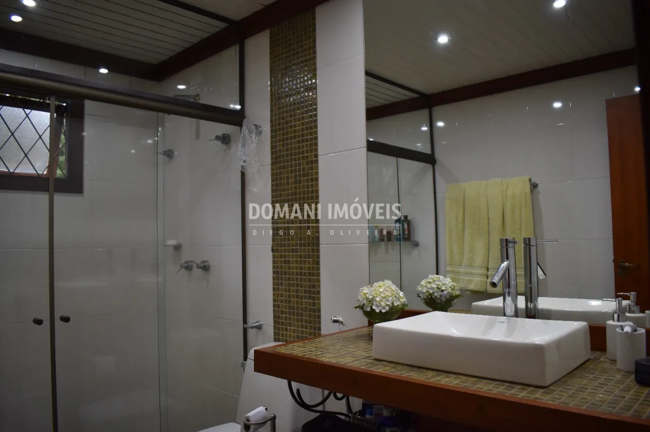 Casa à venda de 2.180 m² em Campos do Jordão, SP, Brasil