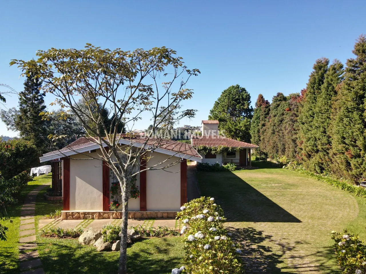 Casa à venda de 2.180 m² em Campos do Jordão, SP, Brasil