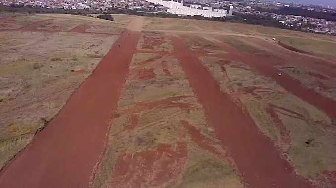 Terreno à venda de 200 m² em Paulínia, SP, Brasil