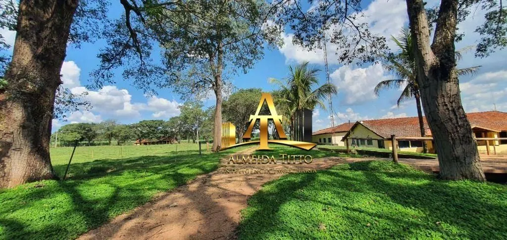 Fazenda à venda de 1.137 ha em Serra Azul, SP, Brasil