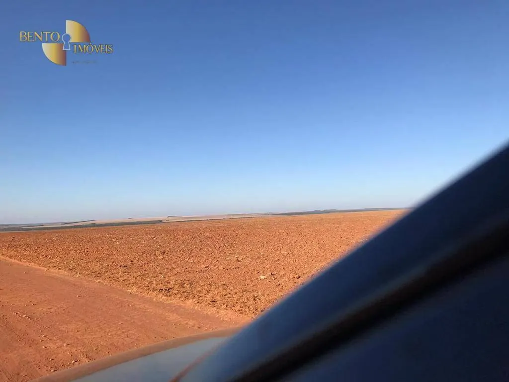 Fazenda à venda de 3.200 ha em Diamantino, MT, Brasil
