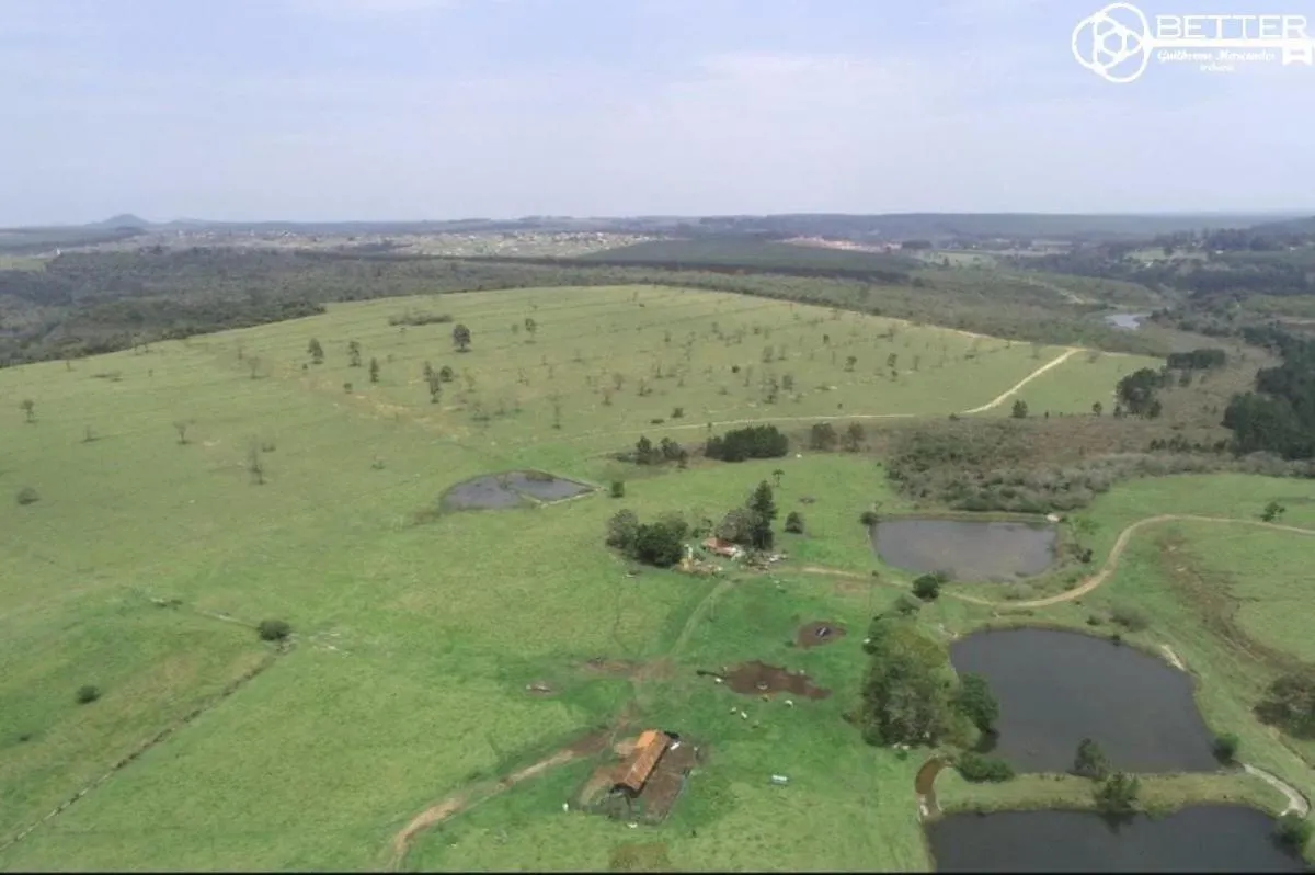 Fazenda à venda de 712 ha em Bofete, SP, Brasil