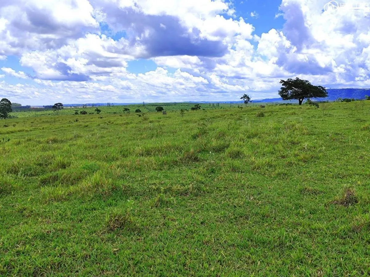 Fazenda à venda de 712 ha em Bofete, SP, Brasil