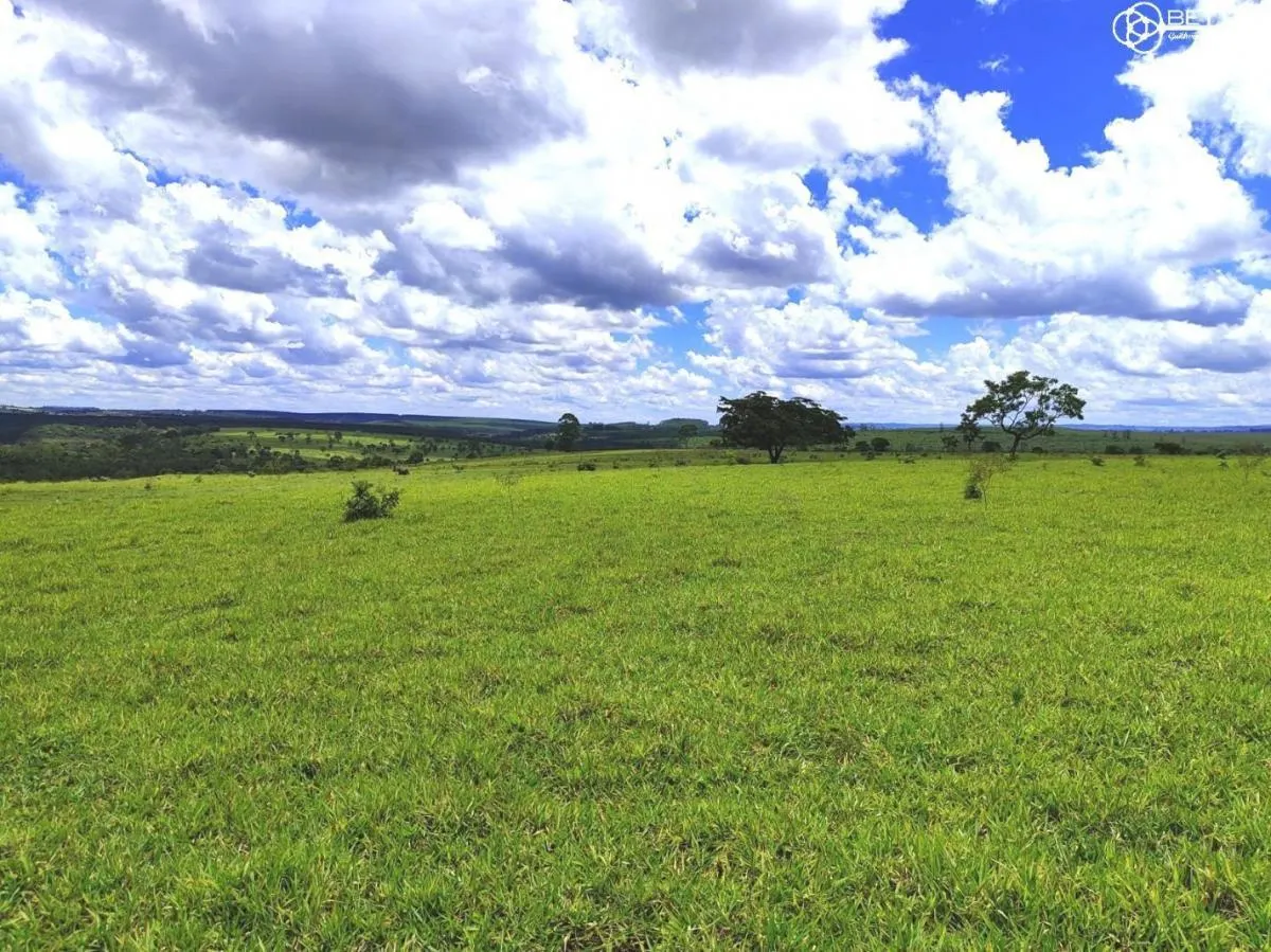 Fazenda à venda de 712 ha em Bofete, SP, Brasil