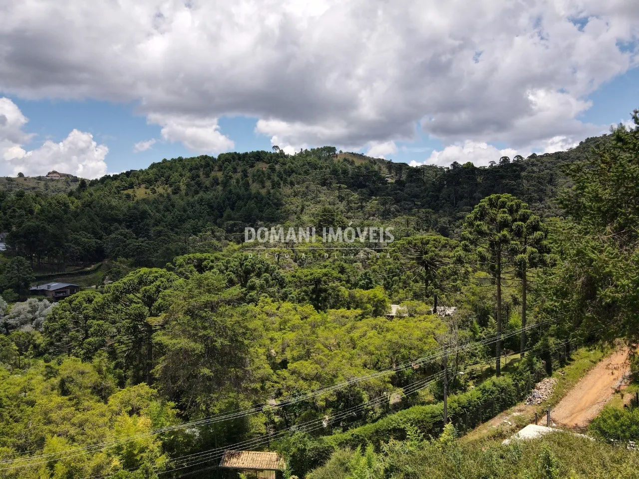 Terreno à venda de 1.610 m² em Campos do Jordão, SP, Brasil