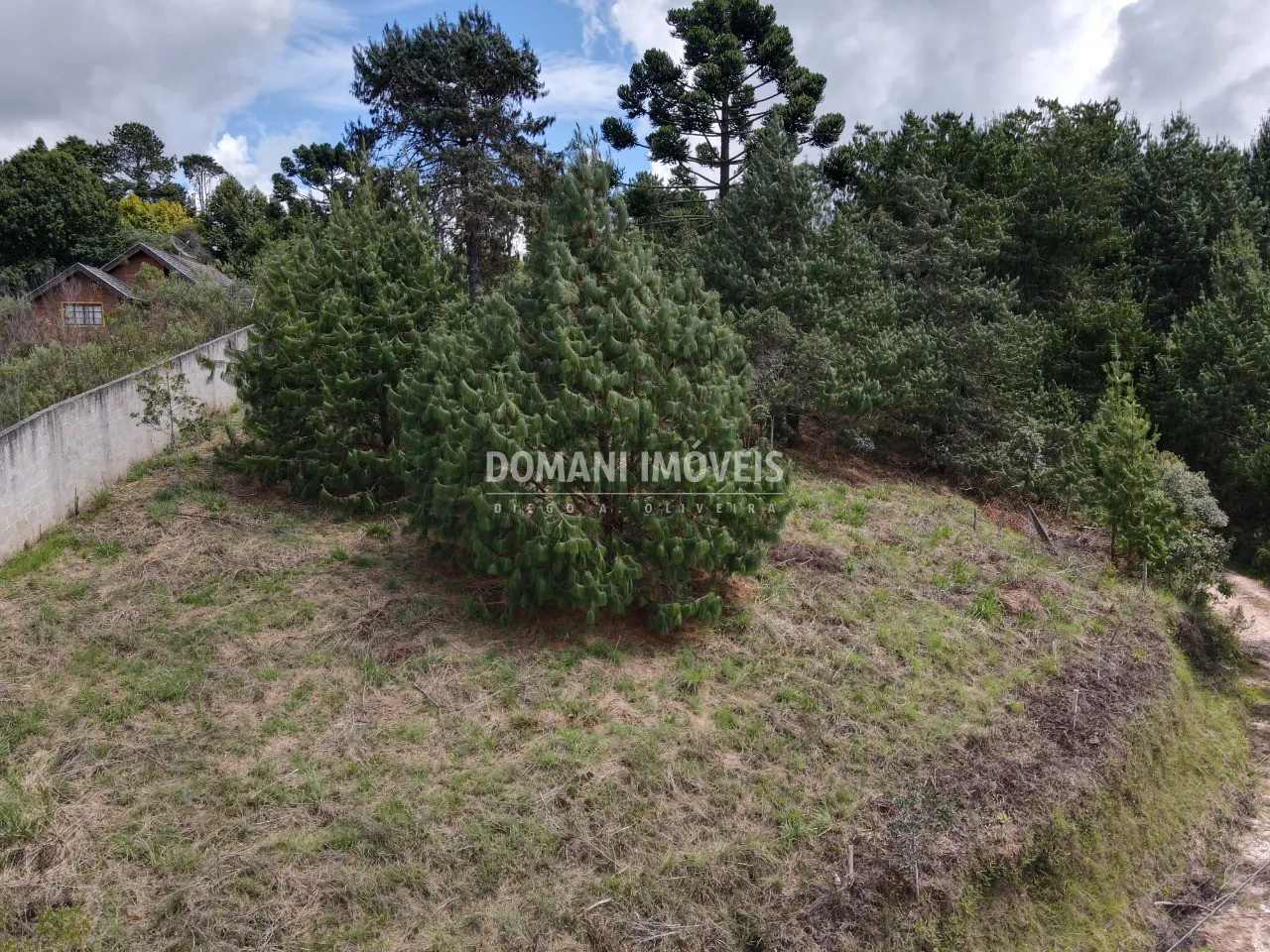 Terreno à venda de 1.070 m² em Campos do Jordão, SP, Brasil