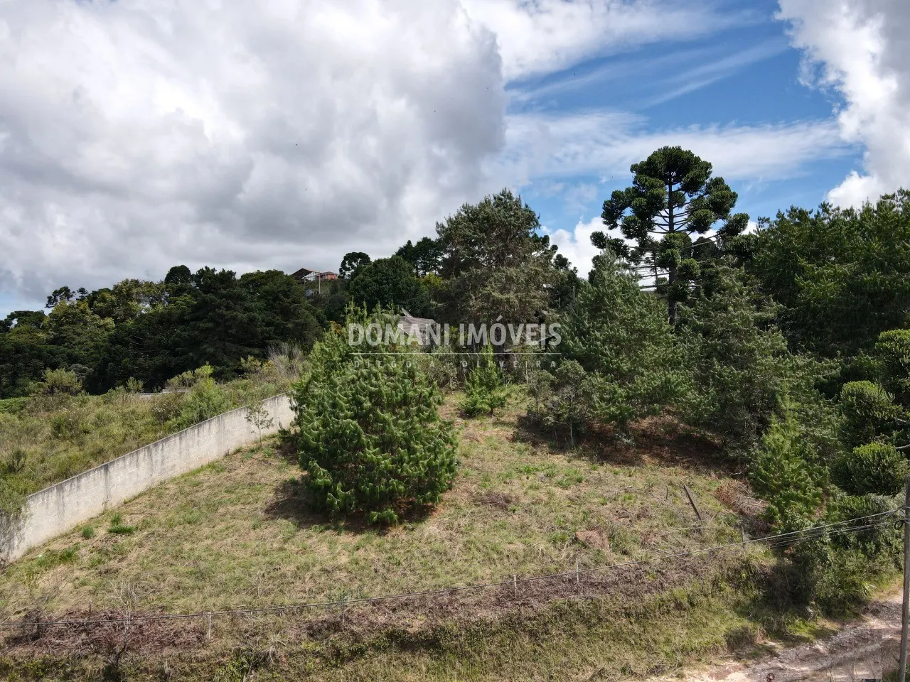 Terreno à venda de 1.070 m² em Campos do Jordão, SP, Brasil