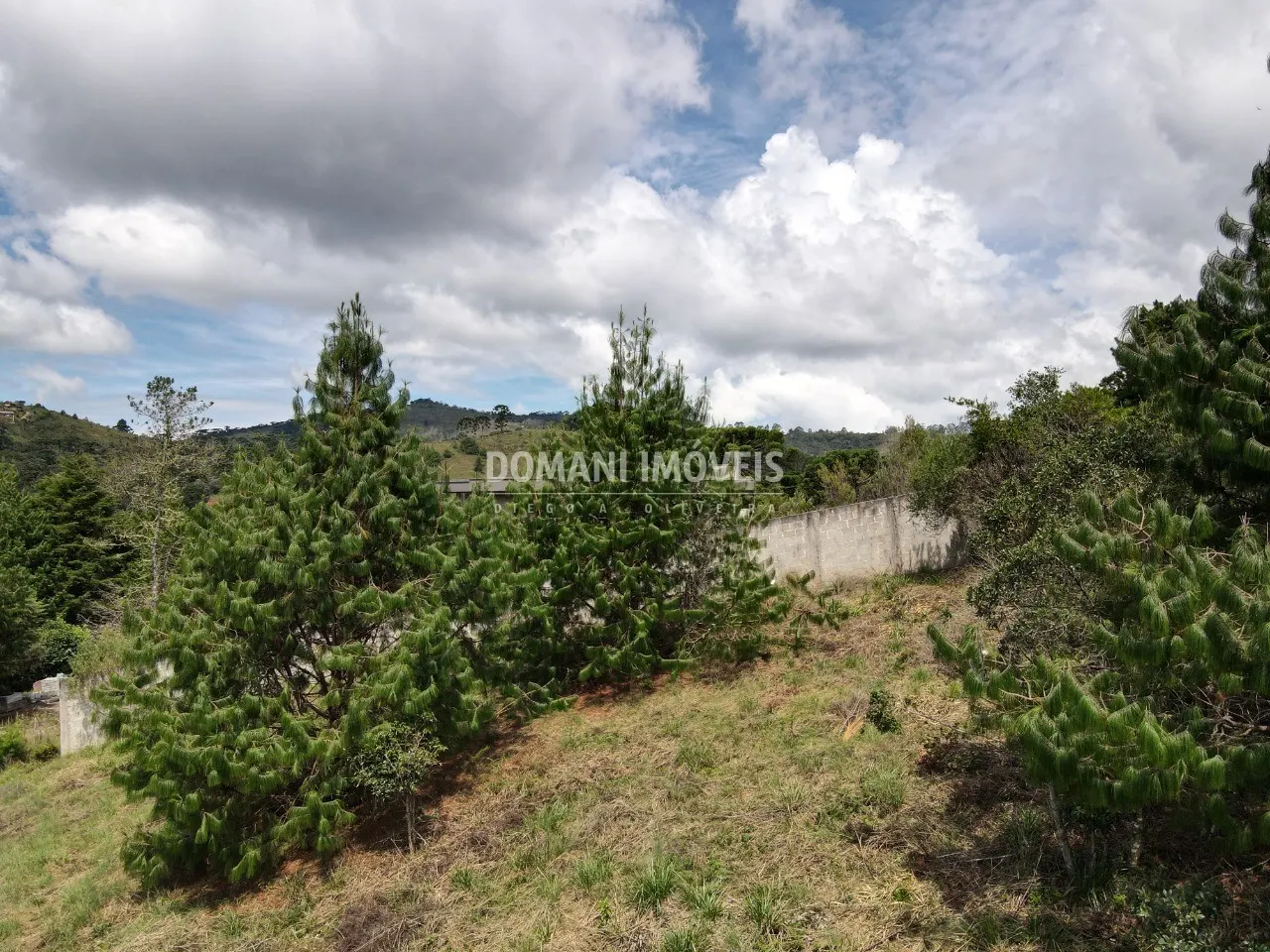 Terreno à venda de 1.070 m² em Campos do Jordão, SP, Brasil