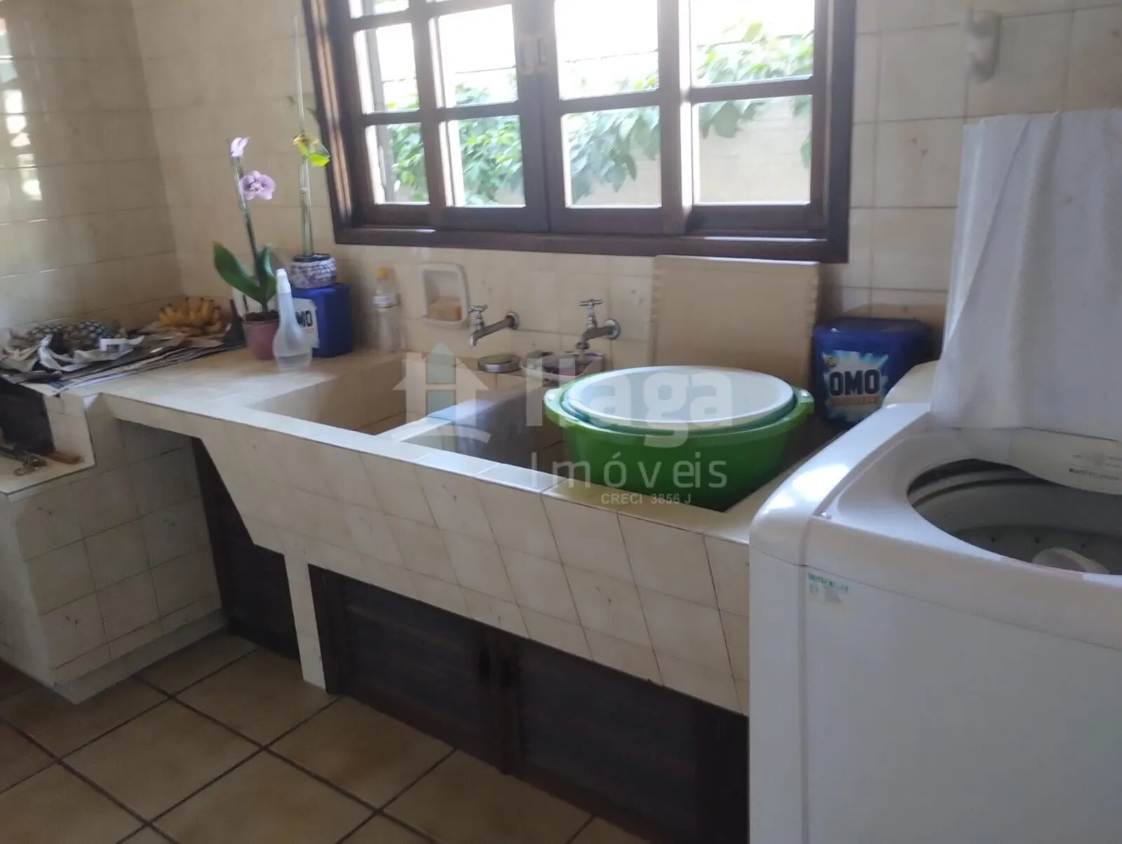 Casa à venda de 1.161 m² em Brusque, SC, Brasil