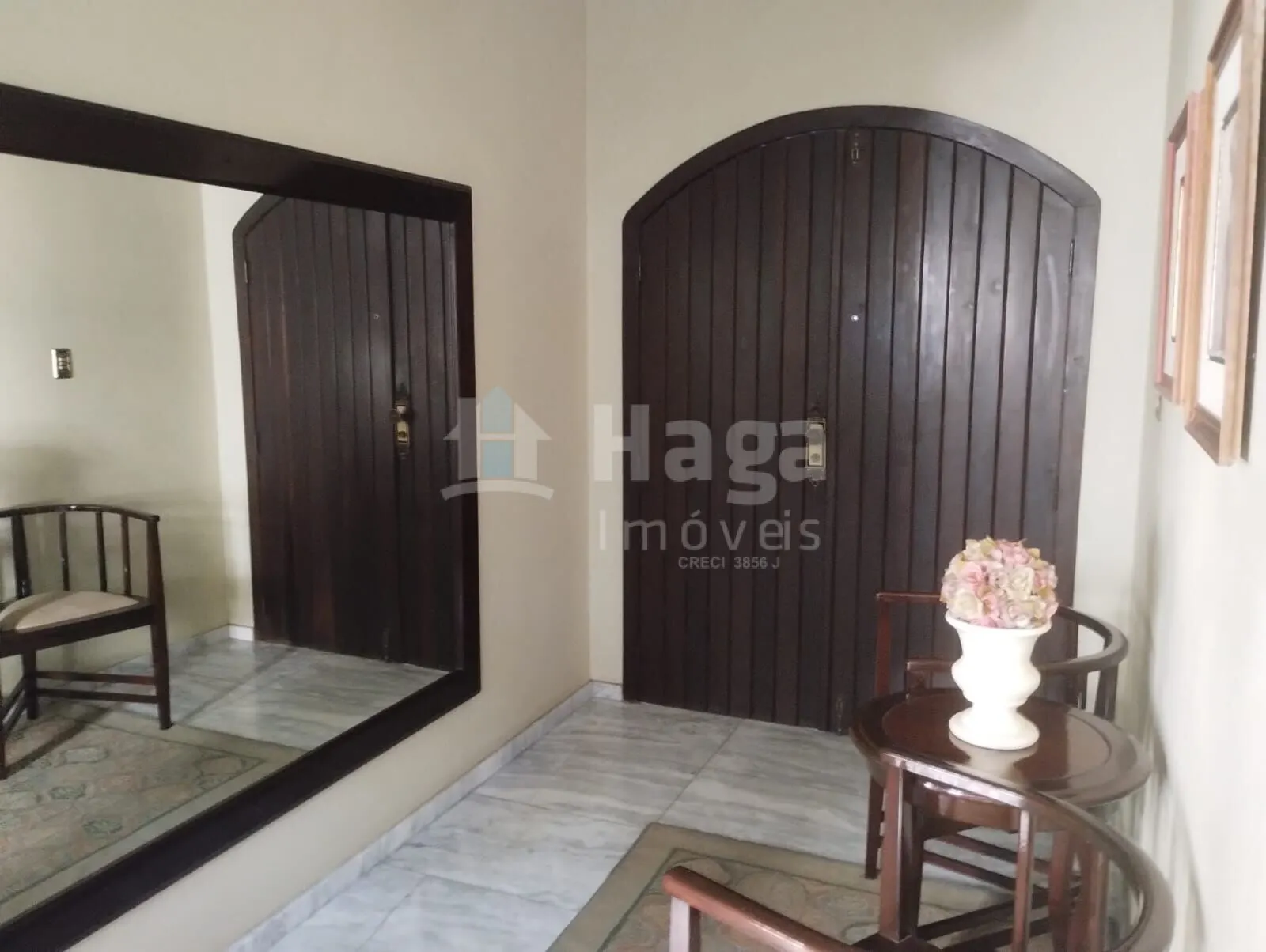Casa à venda de 1.161 m² em Brusque, SC, Brasil