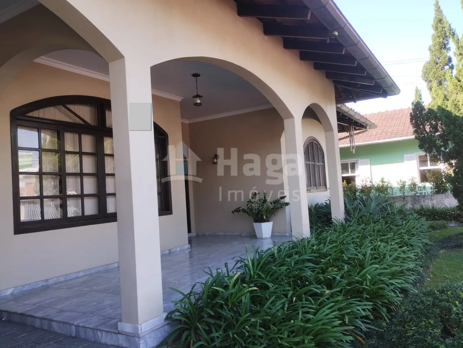 Casa à venda de 1.161 m² em Brusque, SC, Brasil
