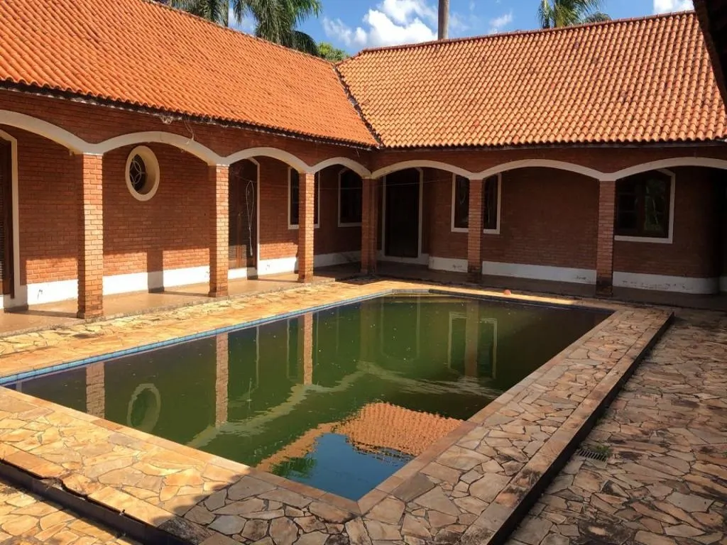 Fazenda à venda de 235 ha em Botucatu, SP, Brasil