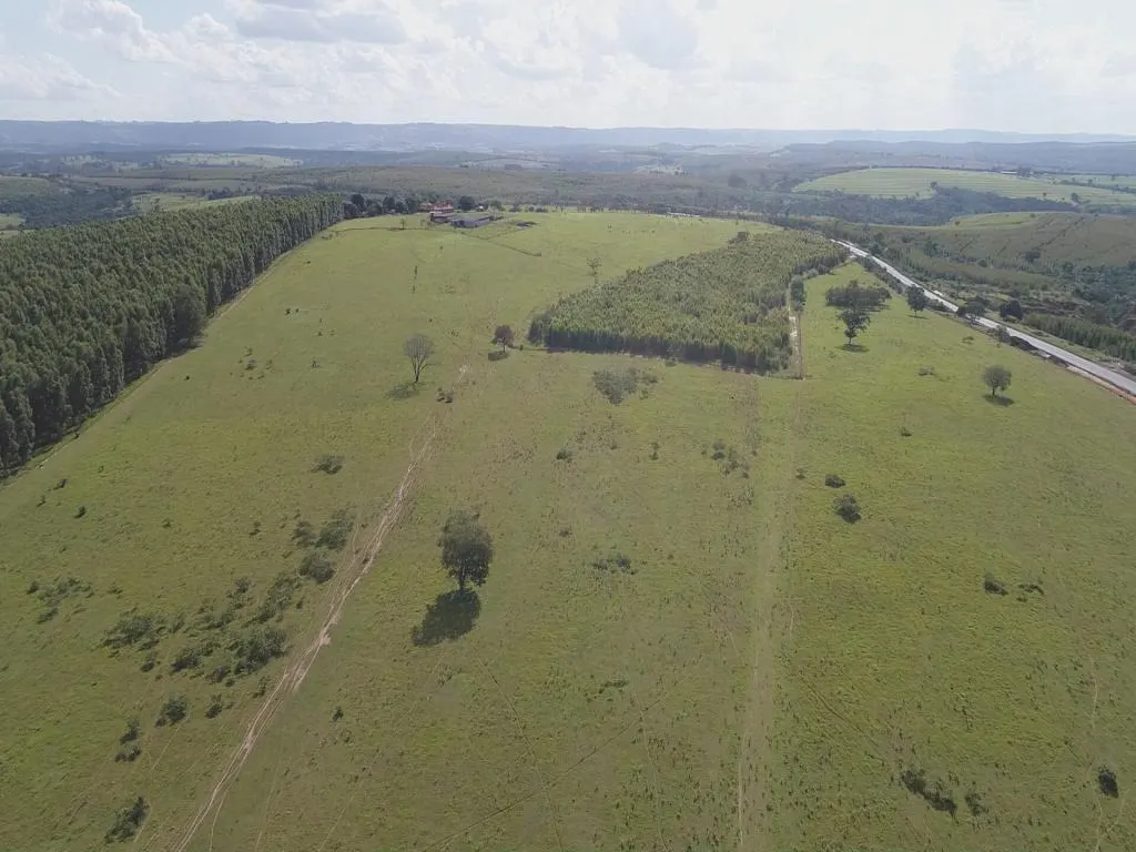 Fazenda à venda de 235 ha em Botucatu, SP, Brasil