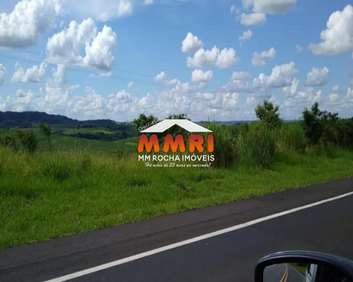 Fazenda à venda de 402 ha em Araçoiaba da Serra, SP, Brasil