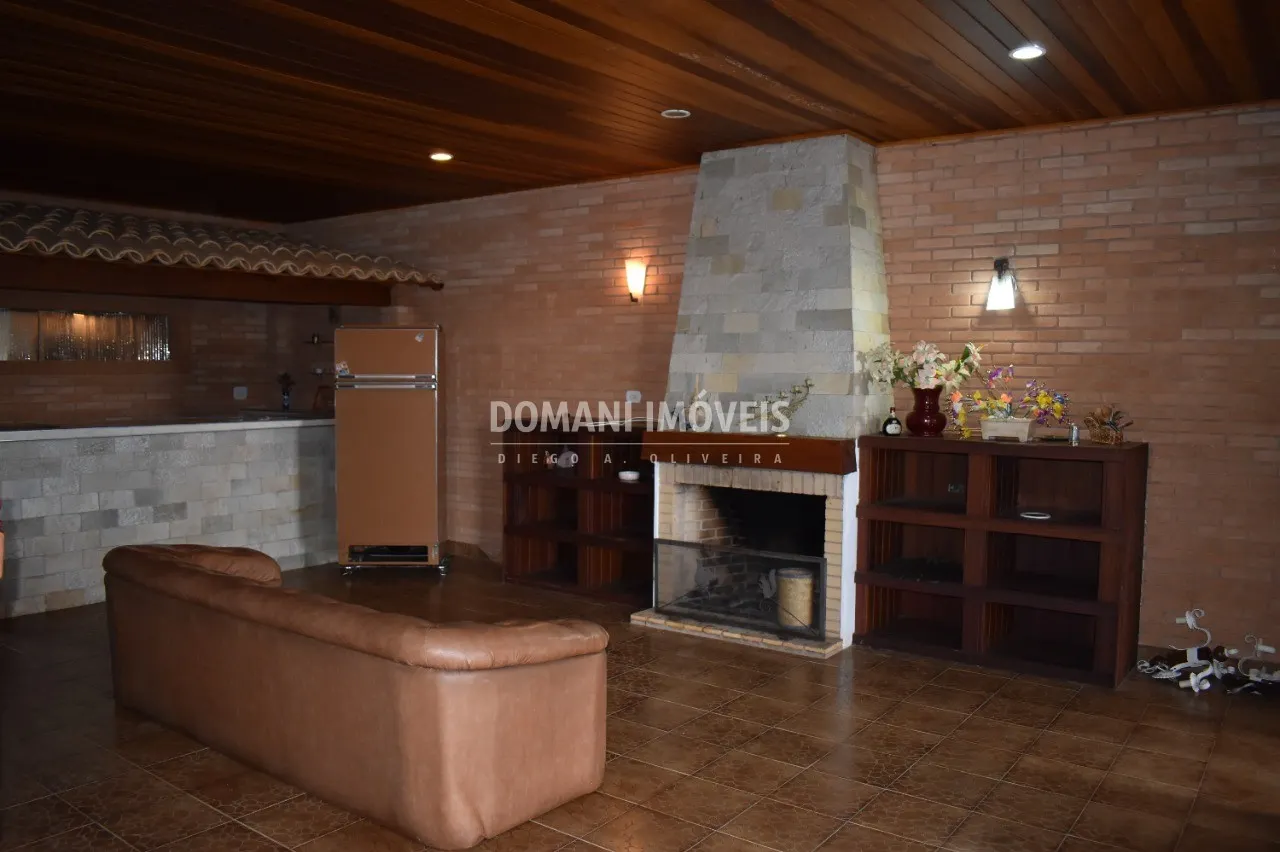 Casa à venda de 6.600 m² em Campos do Jordão, SP, Brasil