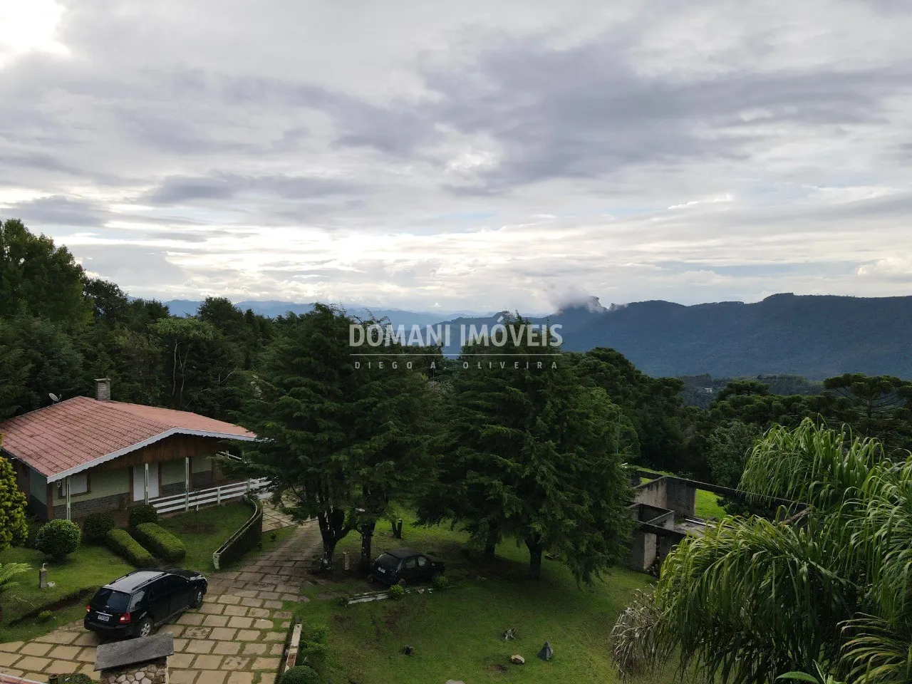 Casa à venda de 6.600 m² em Campos do Jordão, SP, Brasil