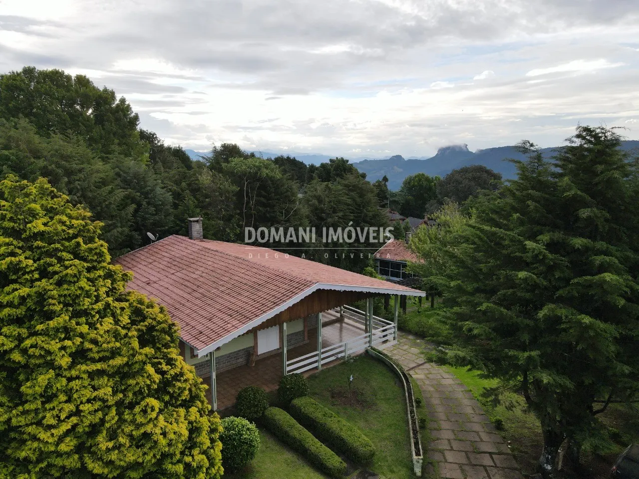 Casa à venda de 6.600 m² em Campos do Jordão, SP, Brasil