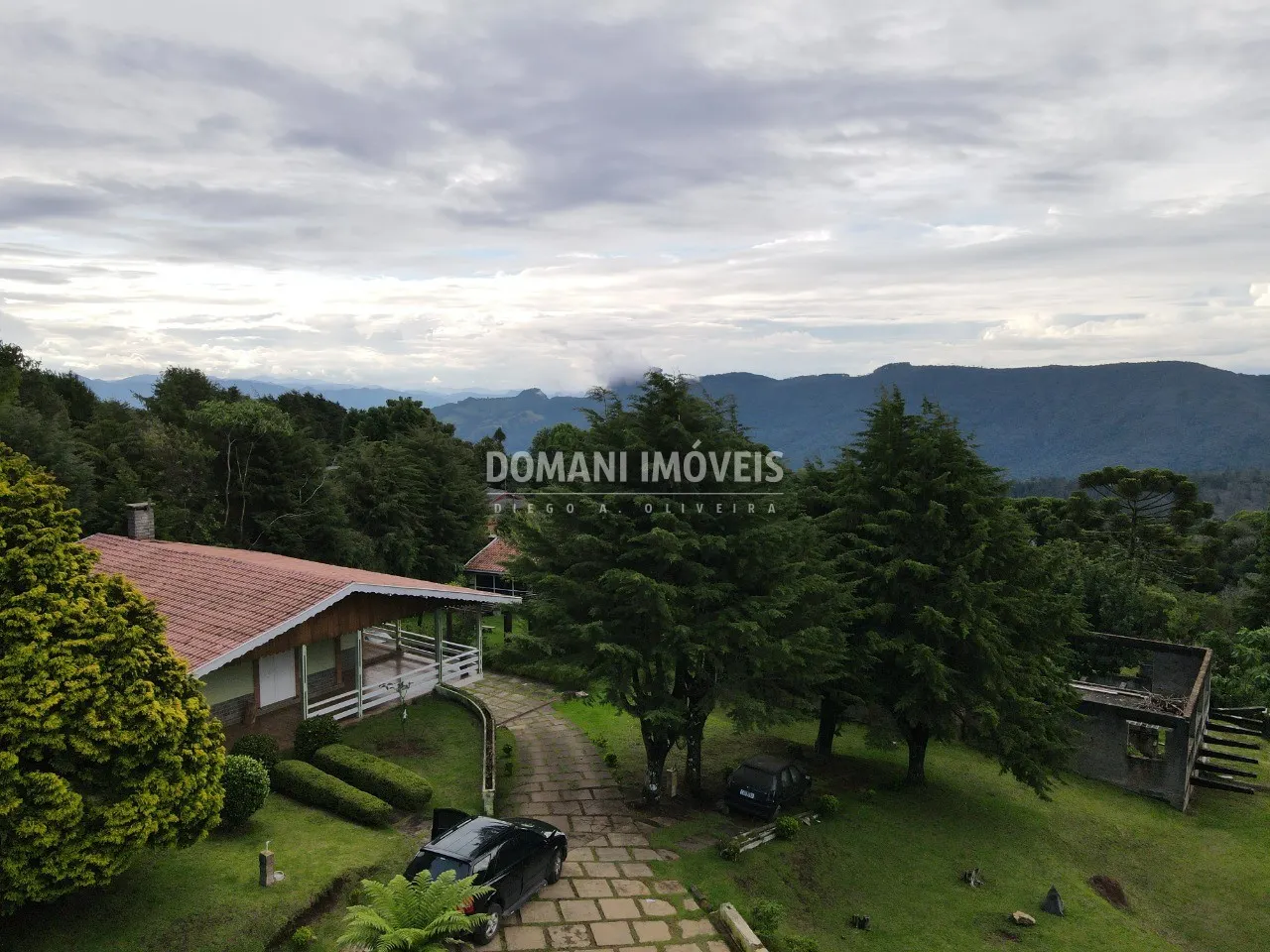 Casa à venda de 6.600 m² em Campos do Jordão, SP, Brasil