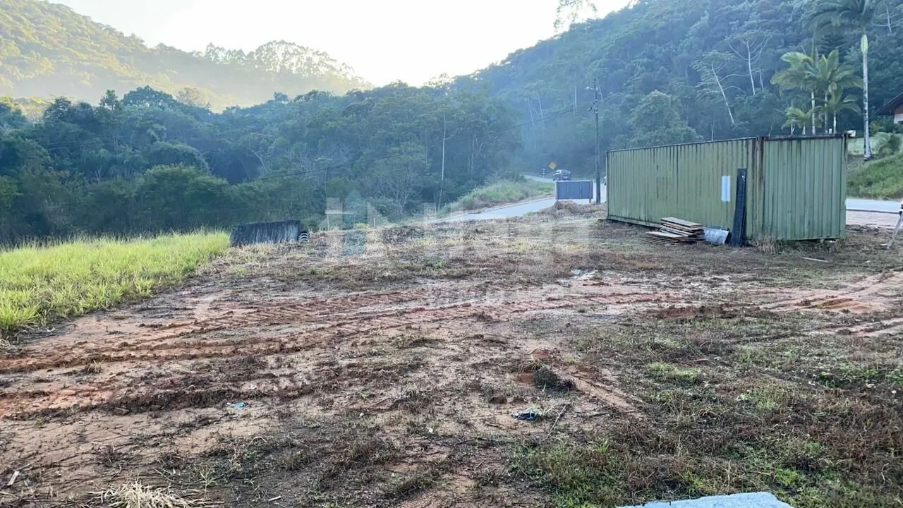 Terreno à venda de 5.445 m² em Nova Trento, SC, Brasil
