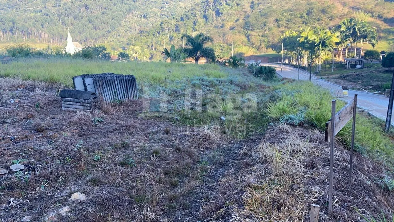 Terreno à venda de 5.445 m² em Nova Trento, SC, Brasil