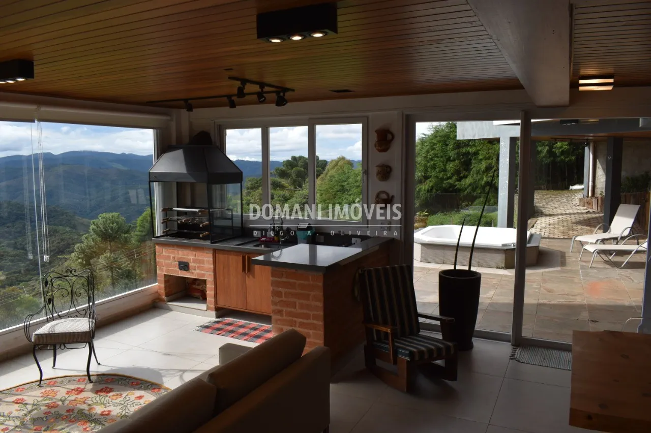 Casa à venda de 1.130 m² em Campos do Jordão, SP, Brasil